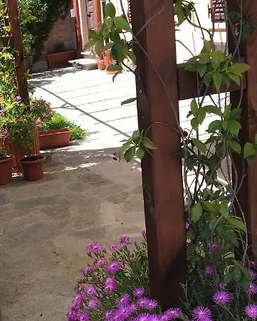 Konukevi La Marchesa 3*