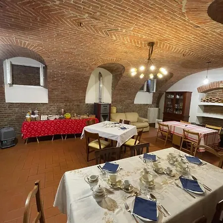 La Marchesa بيت ضيافة