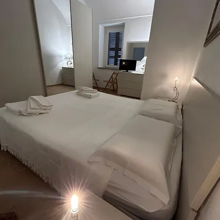 Konukevi La Marchesa 3*