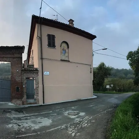 La Marchesa بيت ضيافة Magliano Alfieri