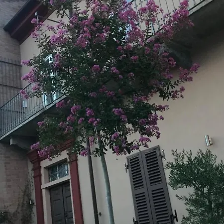 بيت ضيافة La Marchesa 3*